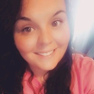 Meet your Posher, Lacey